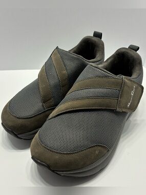 SilentCare Mens 10.5 Diabetic Walking Shoes Gray Wide Adjustable Strap Comfort